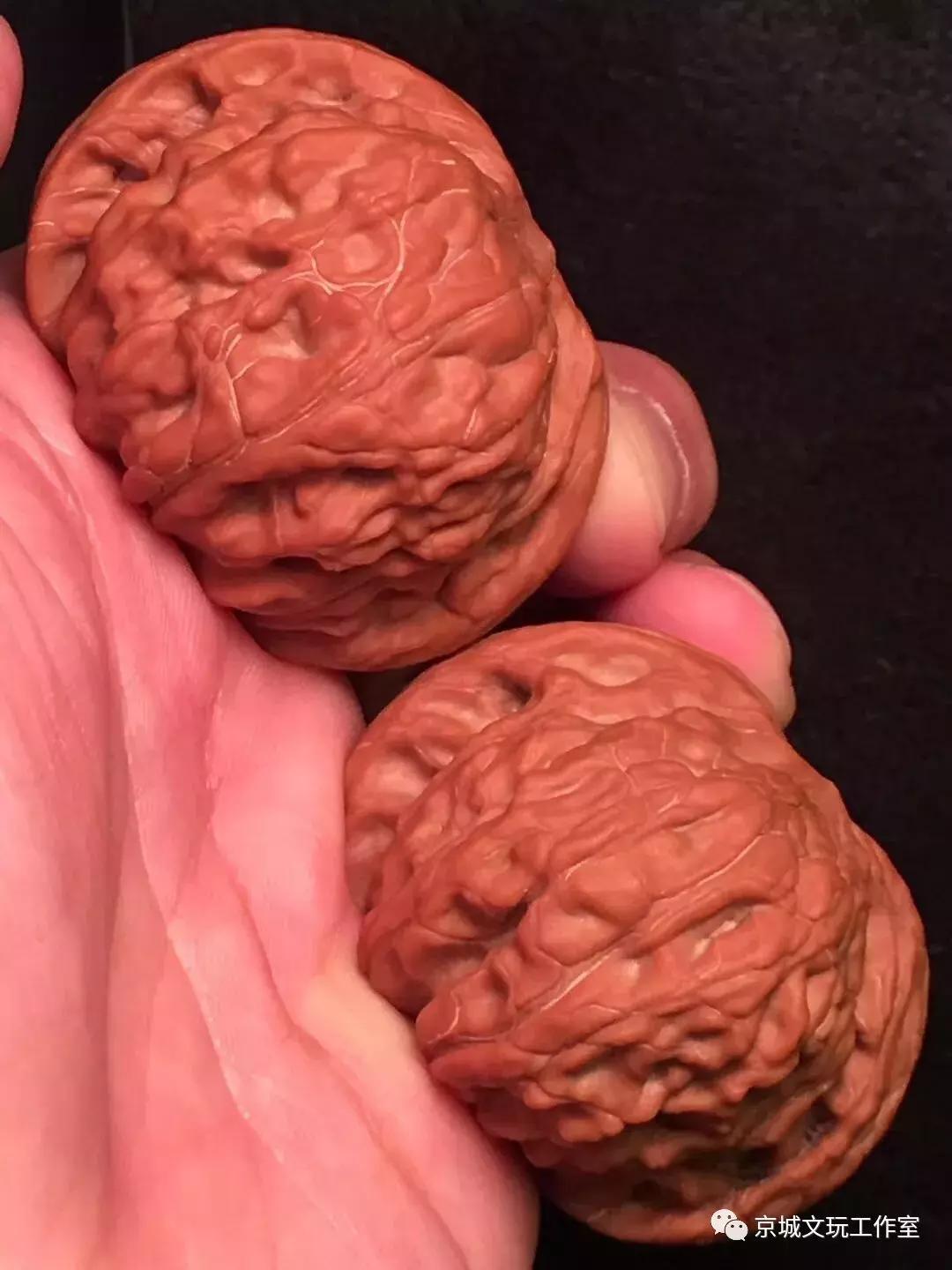 三分修保养详解,文玩核桃三分搓揉七分养