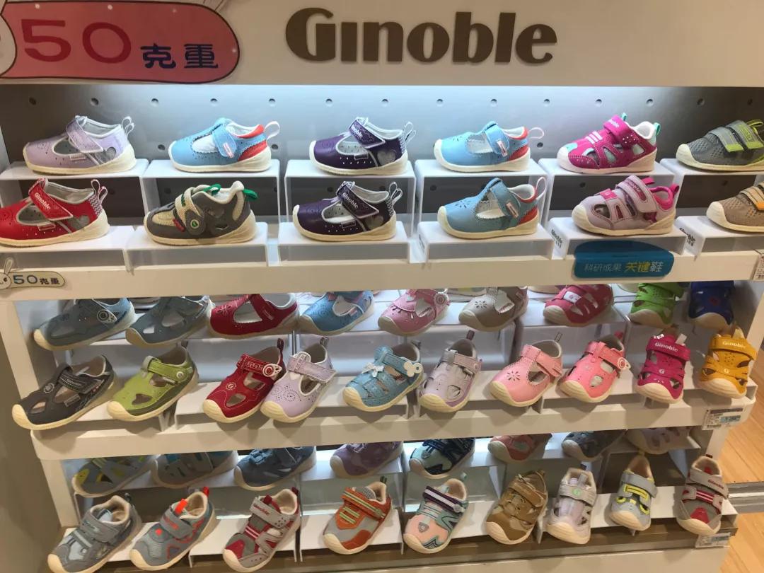 儿童凉鞋什么材质耐穿又好看,儿童凉鞋怎么推荐