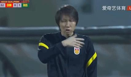 李铁武磊张稀哲发布会,李铁赛后谈国足