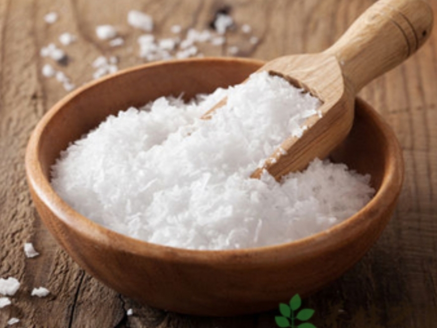 生姜怎么保存不会烂小窍门,生姜放在地里不挖出来怎么保存