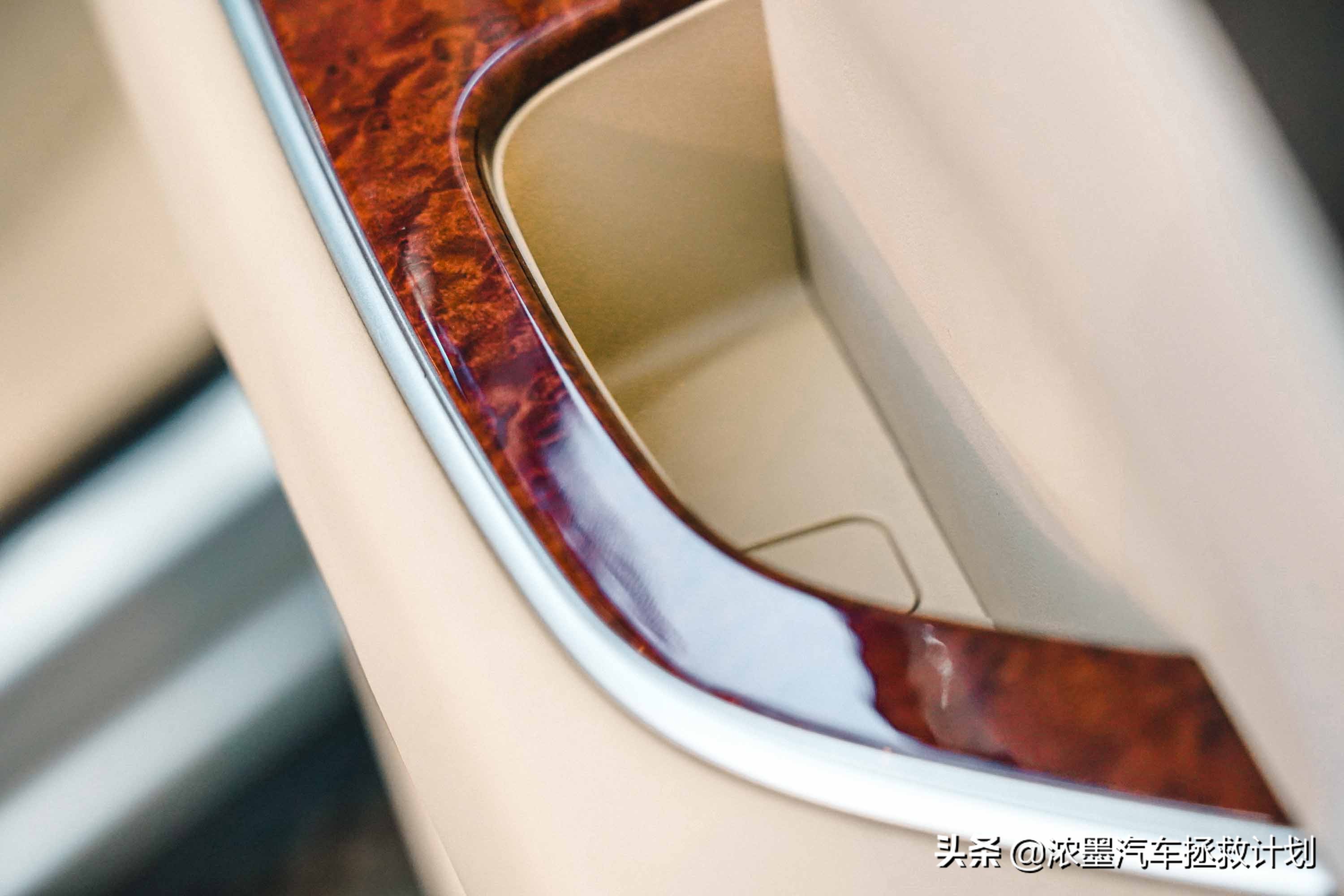 一代经典丰田普瑞维亚,丰田普瑞维亚依然经典