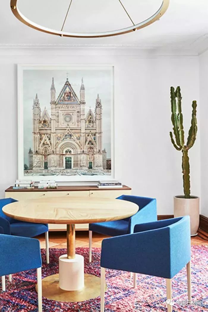 米黄色大理石小块装饰效果,灰色大理石装饰给人的感觉