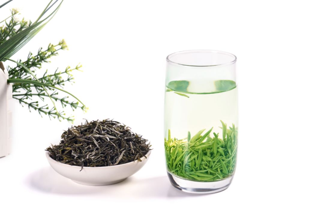 *花采**茶香爱满江城：6万份*花采**毛尖爱心春茶，100元全年尝鲜福利