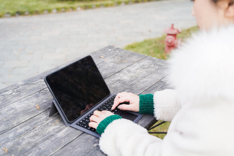 ipad百元保护套,平价ipad保护套磁吸键盘