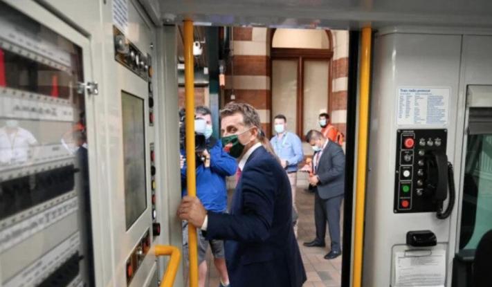 花费19亿造火车,悉尼火车中国制造