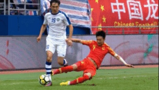 韦世豪脚法视频,韦世豪脚踩球