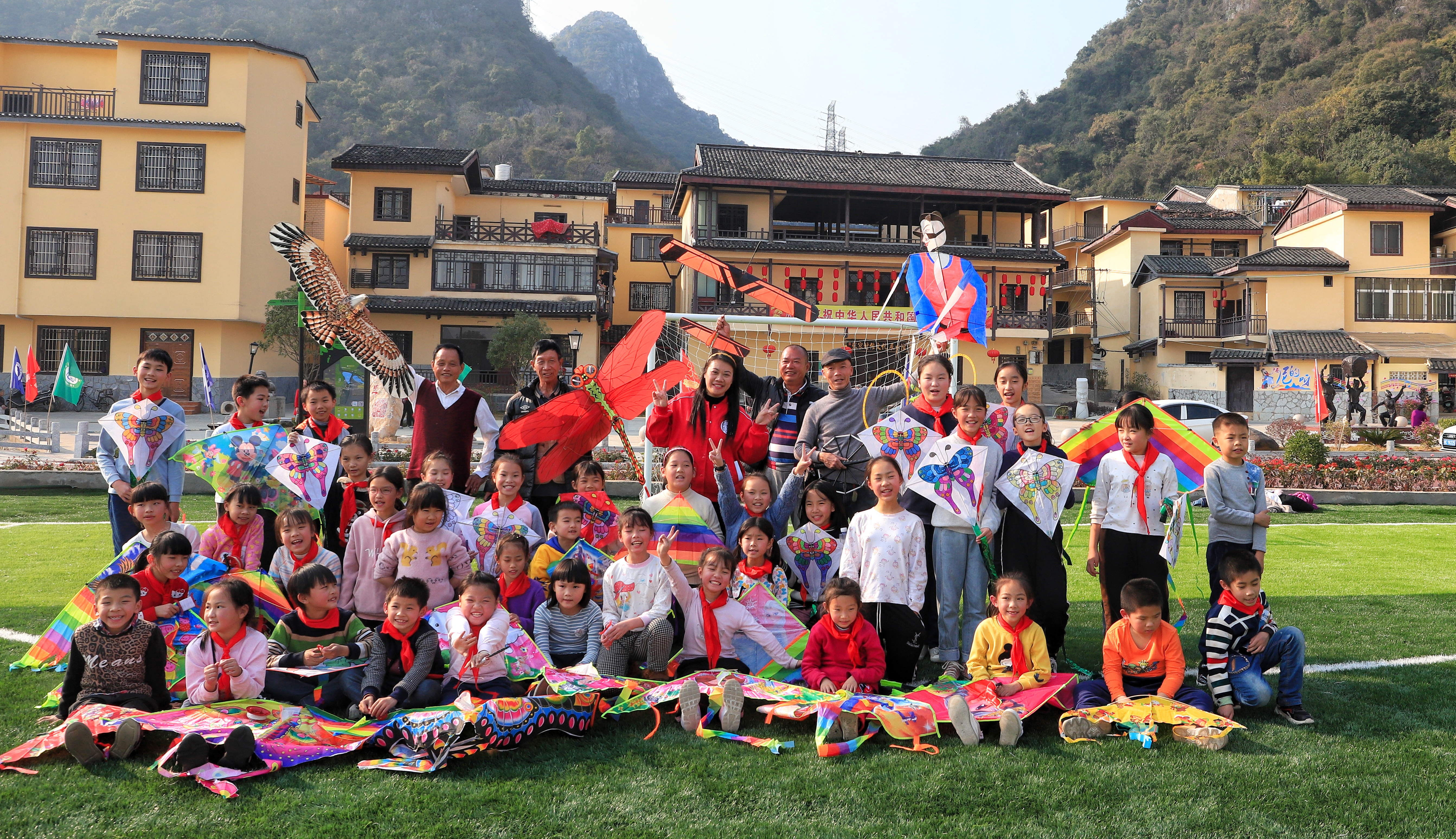 学生科技节风筝竞赛,放飞科学梦想主题班会