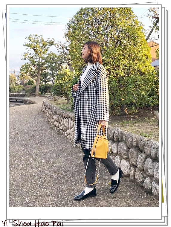 冬季黑白灰穿什么颜色好看,黑白灰的颜色搭配图片