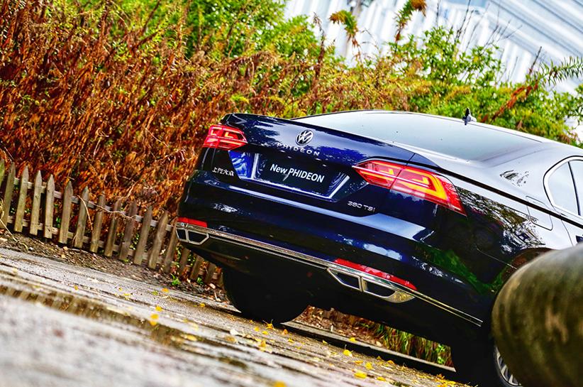 深度试驾大众新辉昂，内饰风格务实，乘坐空间和舒适性怎么样？