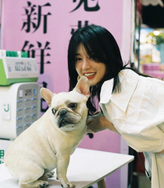 乔欣海边的唯美图片,乔欣海边花絮