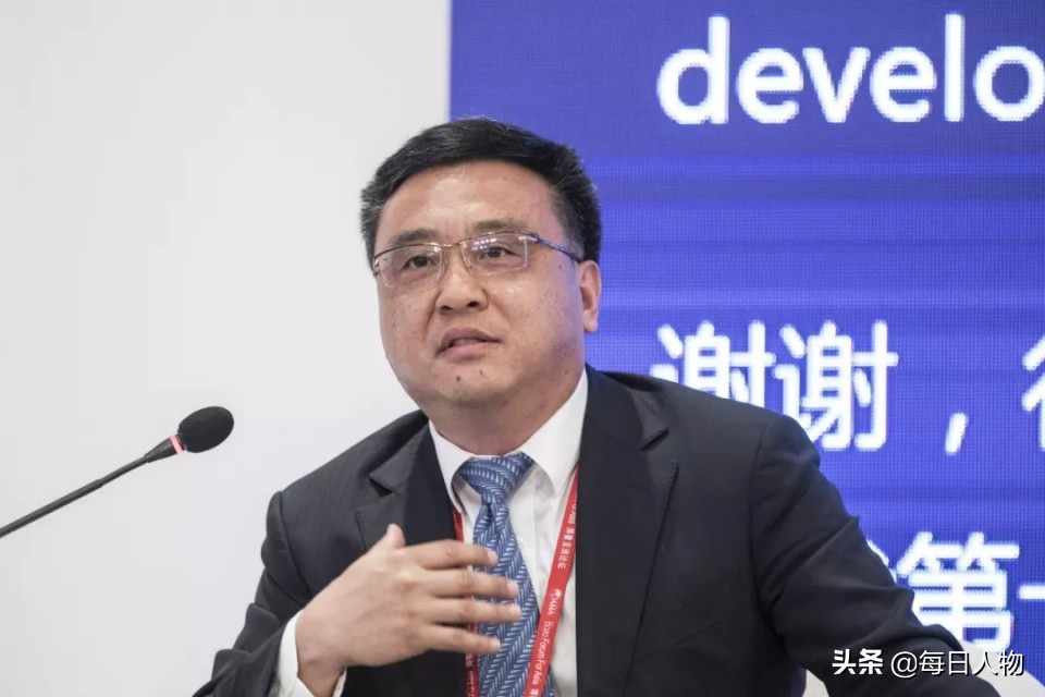 李彦宏和百度股价差距大吗,李彦宏和百度的关系