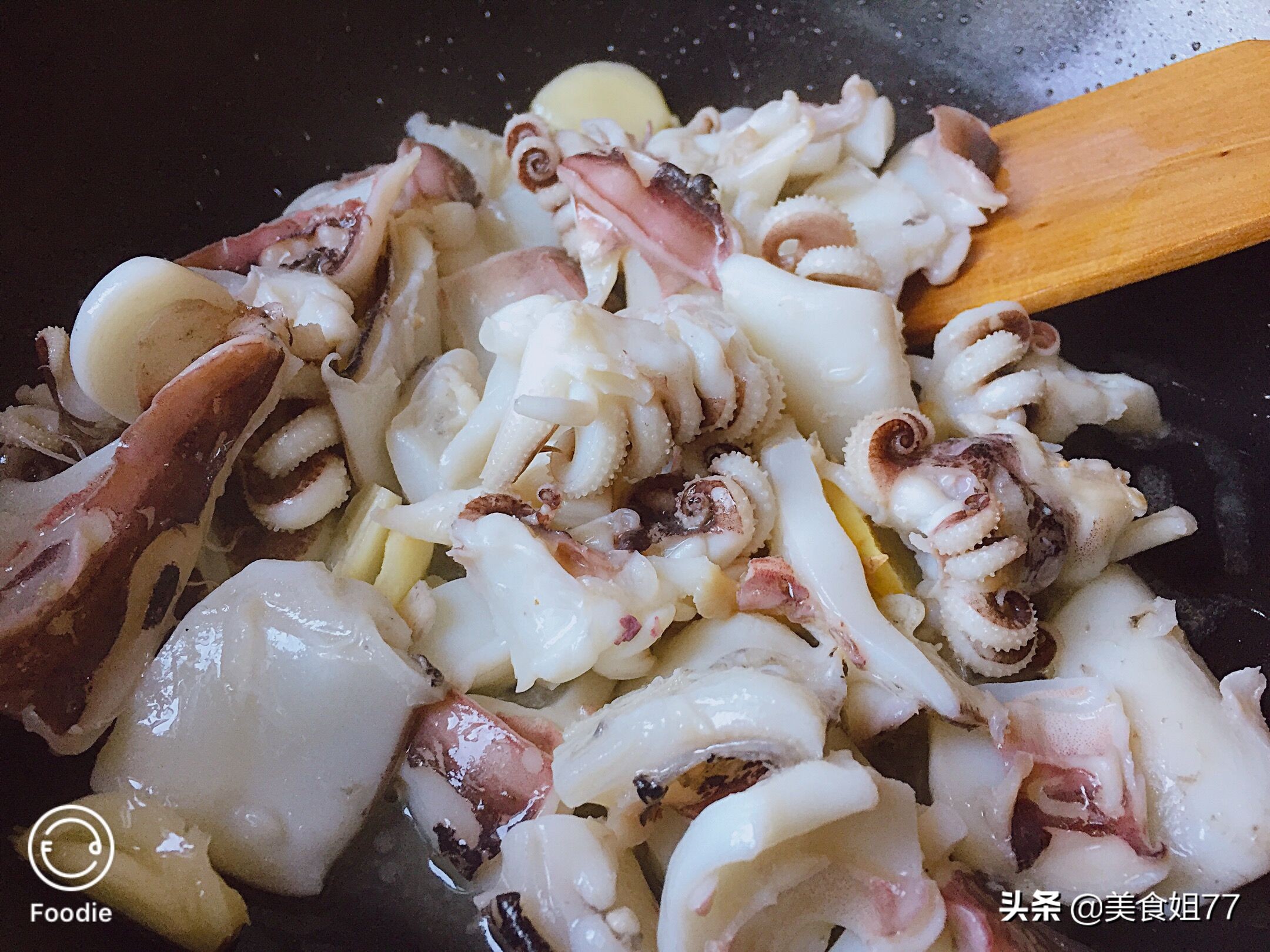 鱿鱼脖怎么炒才好吃不腥也不辣,鱿鱼怎么炒好吃又简单又不腥