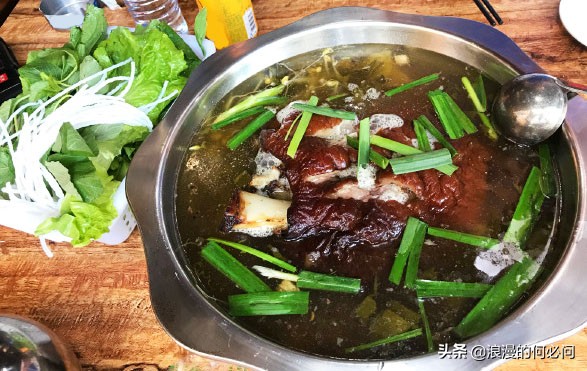 贵州酸汤火锅的正宗做法,贵州正宗的酸汤火锅