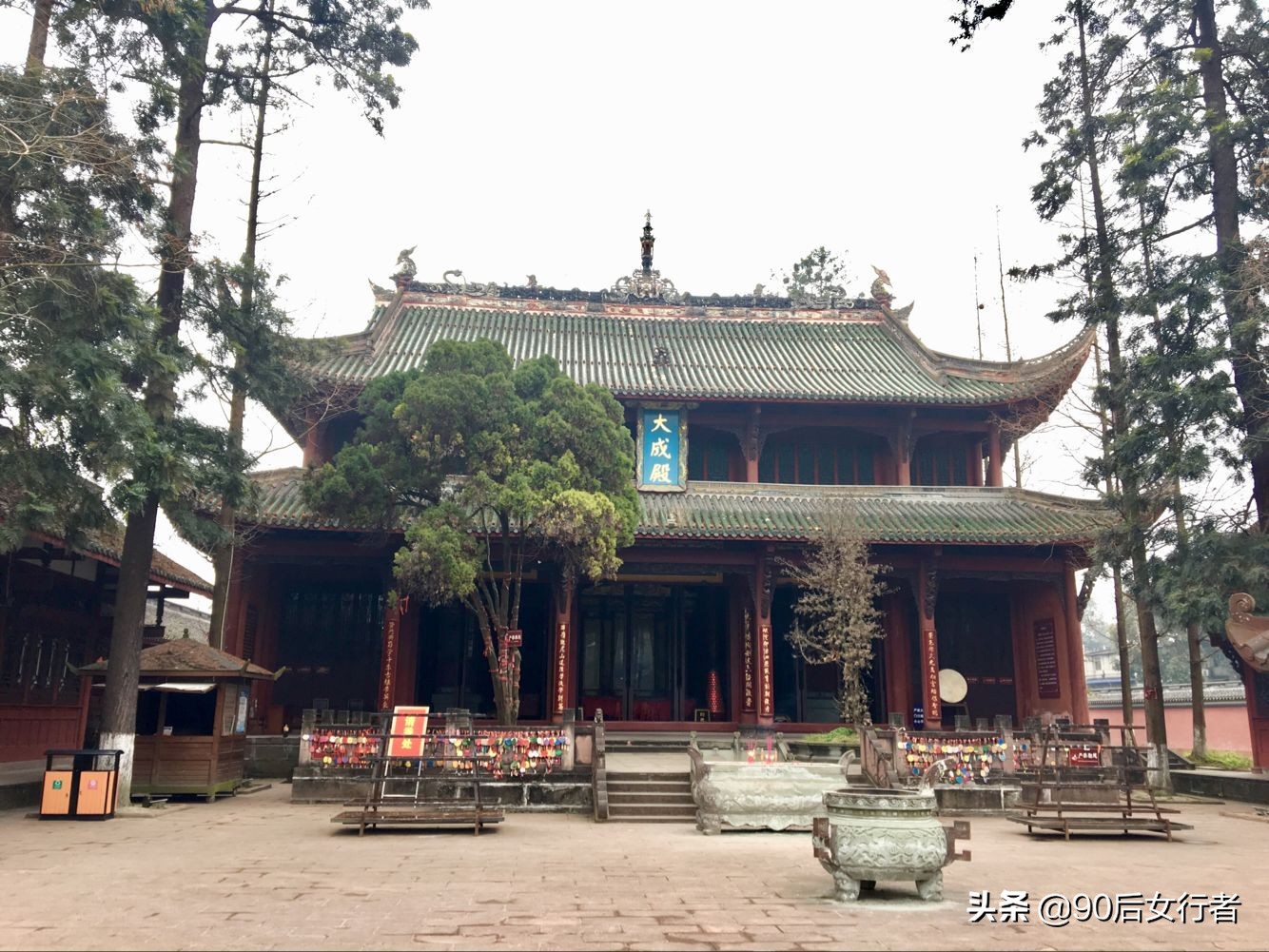 成都是一座古老而年轻的文化古城,成都历史文化老街