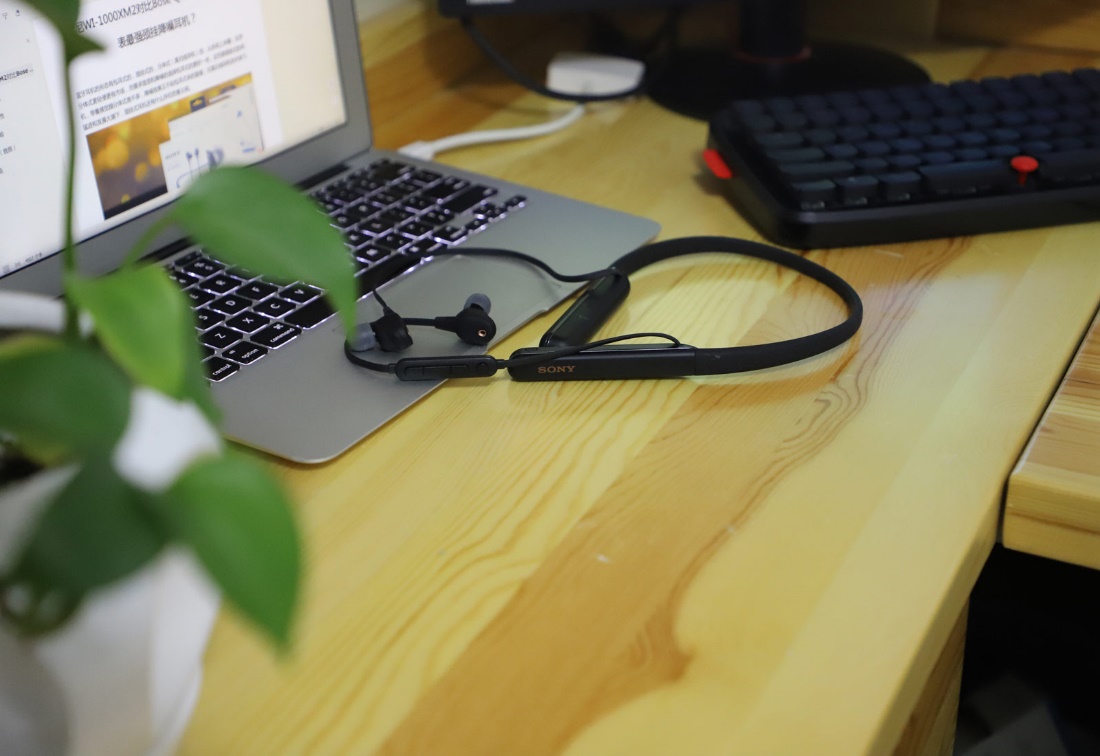 索尼wi-1000x对比qc35,索尼耳机wi1000xm2测评