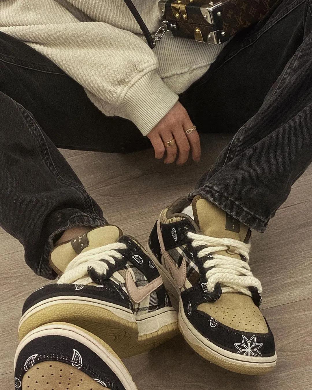 周杰伦球鞋配色,邓紫棋周杰伦同款球鞋