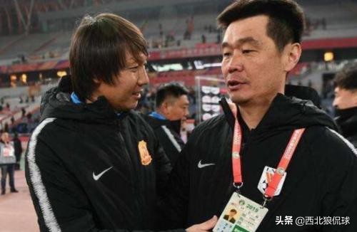 没有你们想象的那么复杂，卓尔只想简单一点的活着