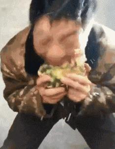 搞笑gif趣图我终于自由了,搞笑gif趣图一步做错步步皆错