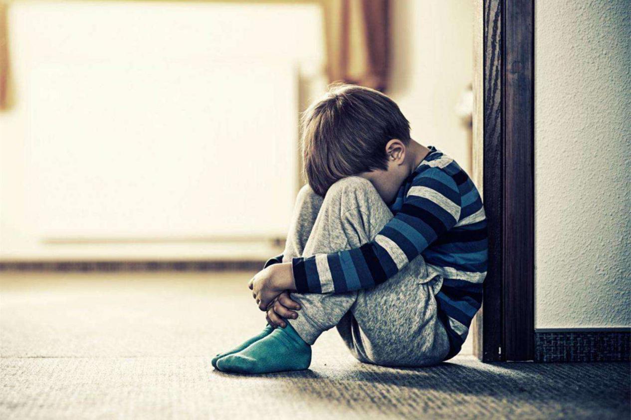 孩子不愿意和家长说话该怎么沟通,孩子不肯跟父母亲说话怎么办