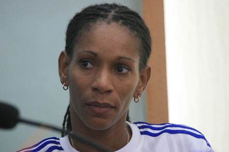 路易斯扣球高度世界排名,路易斯弹跳摸高