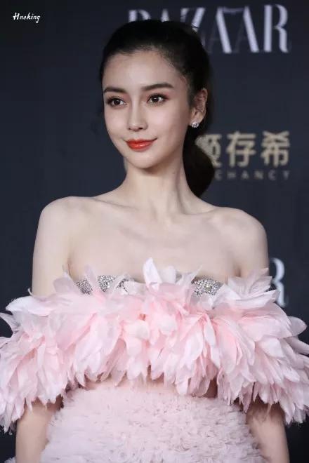 林允美白秘籍是坚抹身体乳！评测英皇室百年牌子身体乳有多好用？