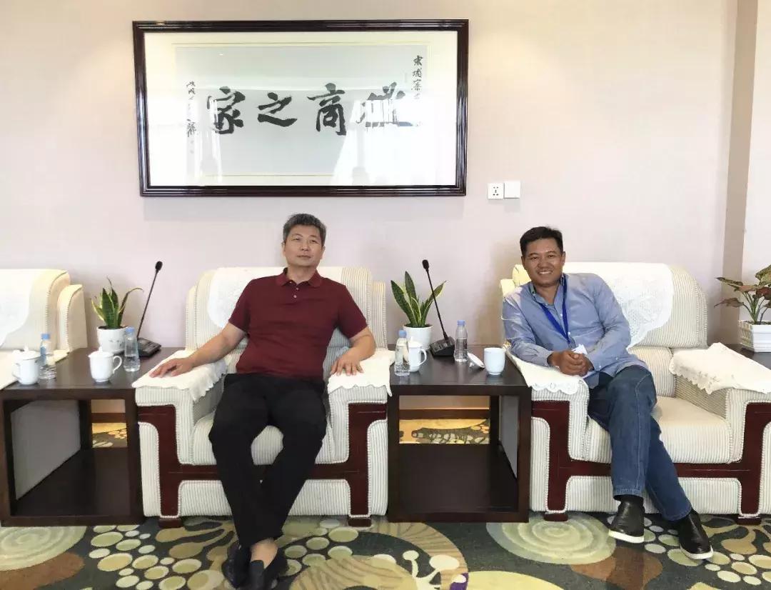 渠达天下·2019渠道网络考察团拜访柬埔寨安徽商会