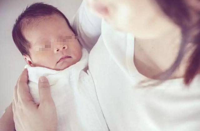 宝妈存200袋母乳,宝妈囤了200袋奶乳被婆婆偷偷倒掉