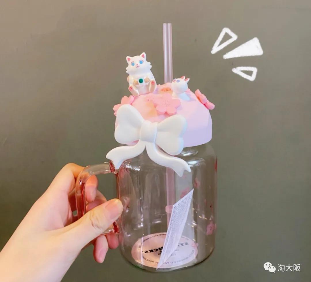 中日樱花限定大PK！猫咪杯、毛绒手袋，中国星爸爸又一次逆袭？