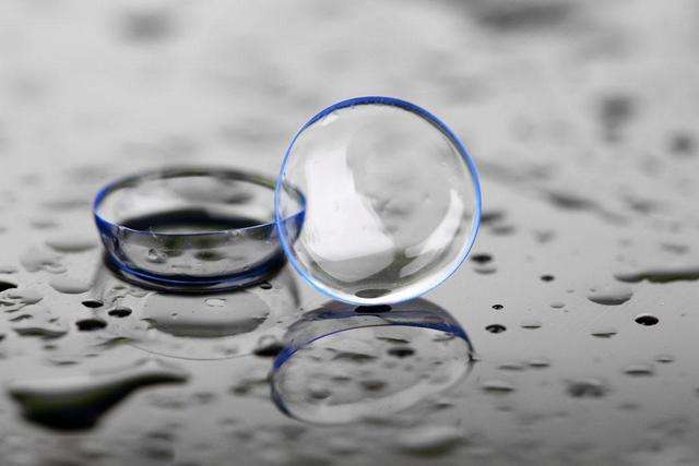 眼睛布满血丝通红是什么原因,眼睛胀红眼球有血丝是什么问题