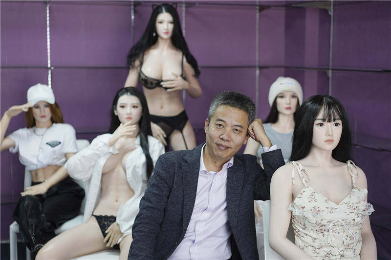 硅胶娃娃在中国:性、财富和限制