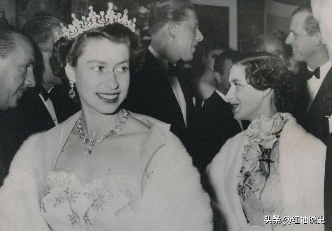 罗马假日女主角赫本照片,罗马假日中安妮公主原型