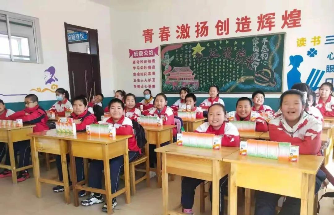 我为群众办实事捐资助学暖民心,我为群众办实事爱心助学暖童心