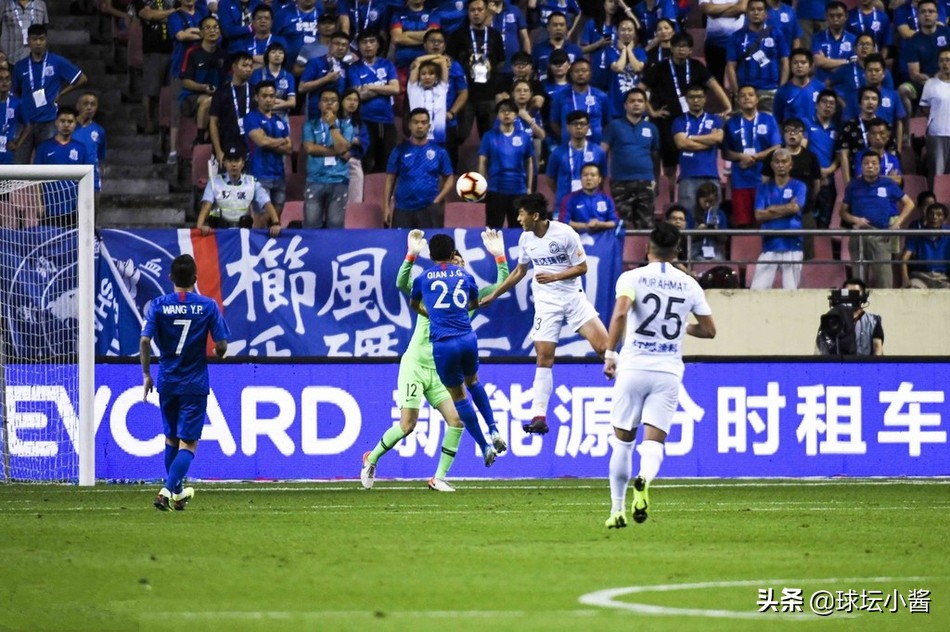 泰达中场两点不足或成落选东亚杯赛事真因，如能改进将完成蜕变