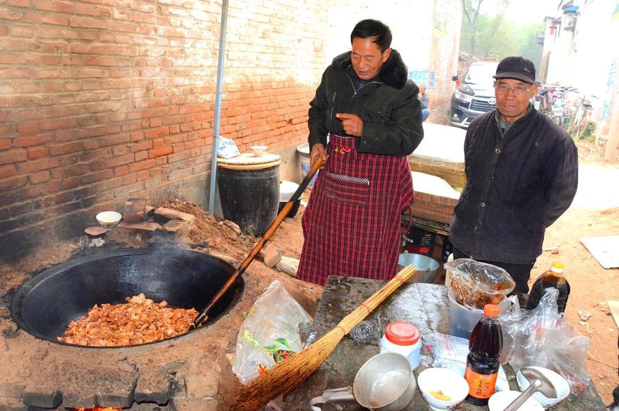 回味老式大锅菜,千年不变的大锅菜