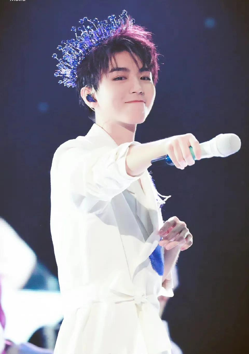 王俊凯愿你被这个世界温柔以待,王俊凯愿新年所许如期而至