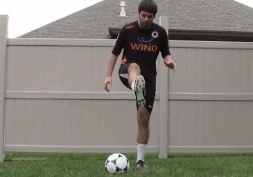 6-12岁足球训练教程颠球,小学生足球颠球的技巧和方法