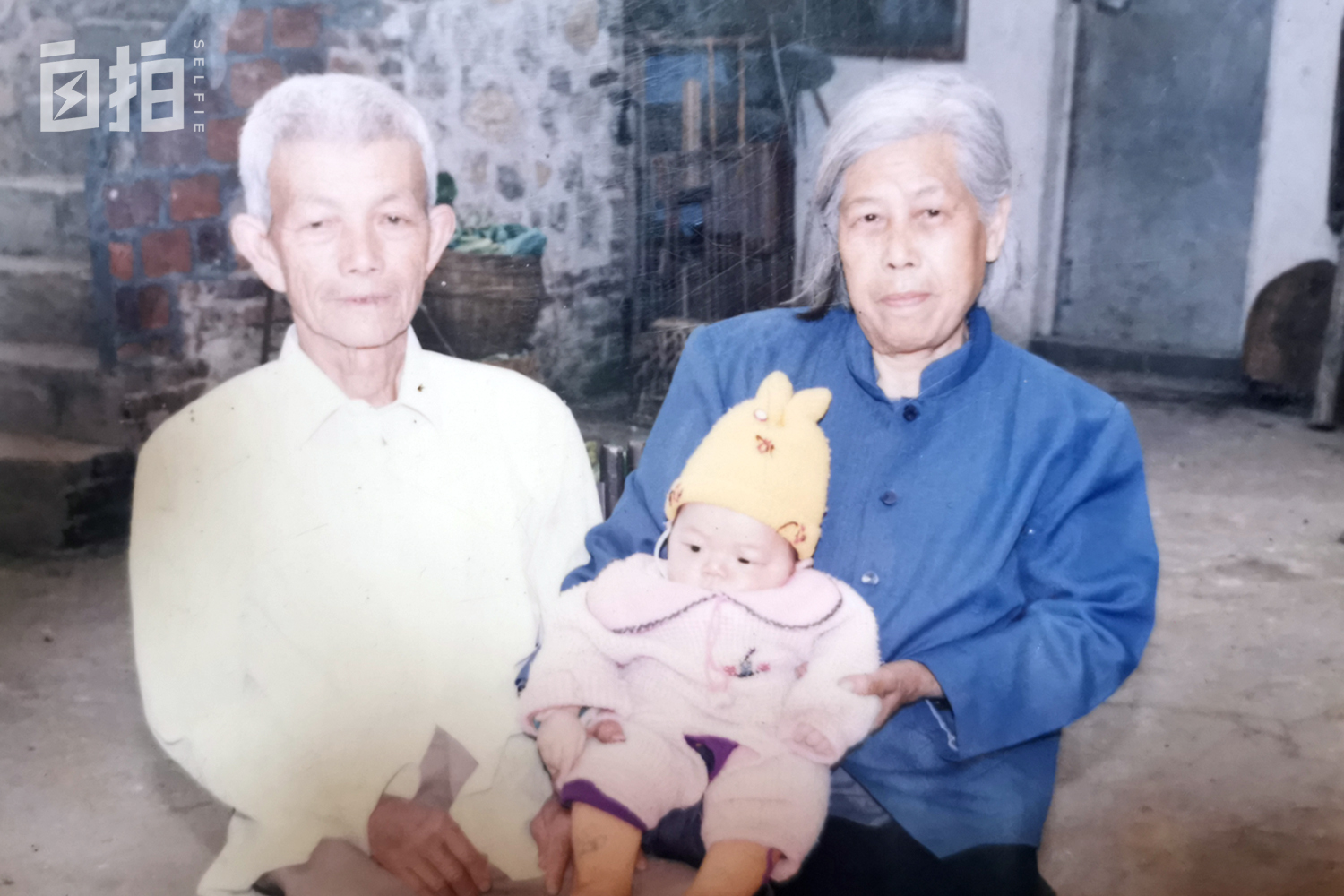 我,985毕业,在工商局当科员,投资失败后辞职,摆摊卖猪肉还债