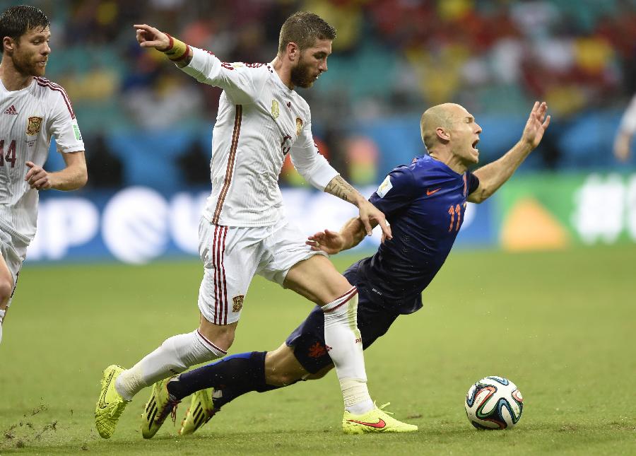 飞翔的荷兰人阅读收获,巴西世界杯荷兰对西班牙集锦