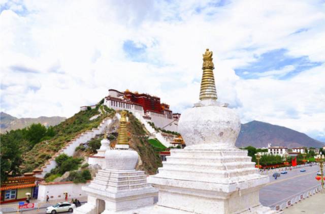 有多少人被国家旅游局列入黑名单 (旅游十大黑幕真实案例)