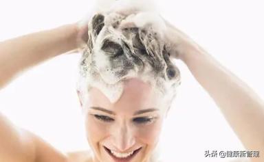 迎战奥运，也别忘了预防病理性头屑、头油及头皮瘙痒