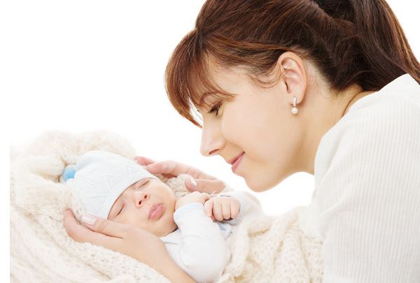 奶水清是不是不抗饿,奶水看起来很清会有营养吗