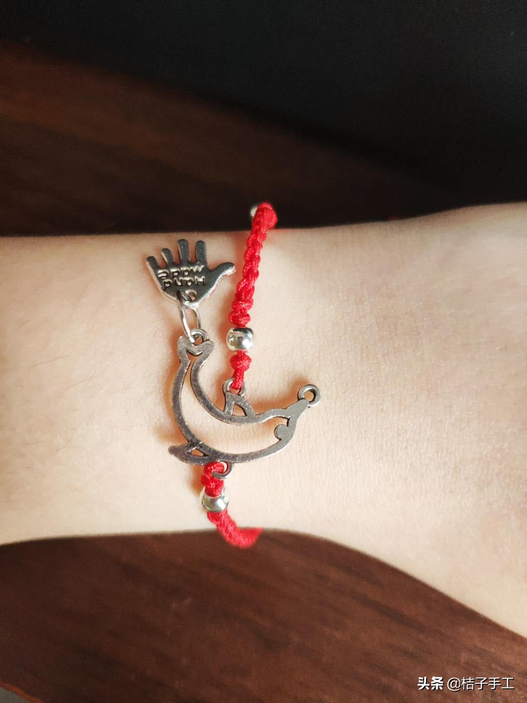 红绳银饰手链教程,银饰小红绳手链