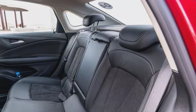 别克威朗三厢版测评视频,别克威朗试驾动力