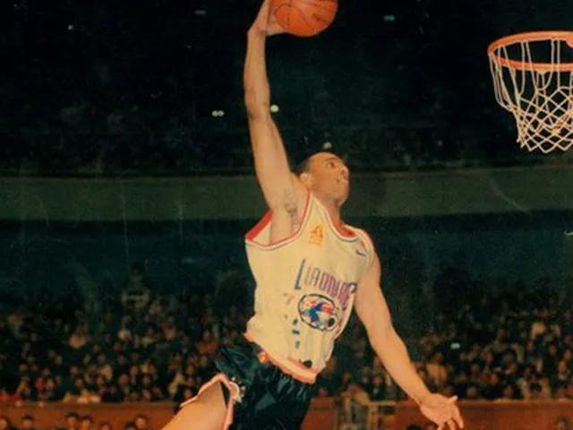 辽篮外援莫兰德水平,辽篮铁定换外援了吗