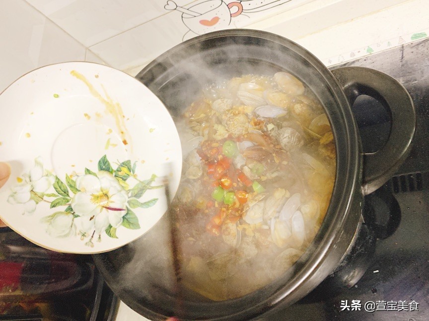 好吃的花甲粉丝煲花甲汤,冬日暖胃还美味的香锅花甲粉丝煲