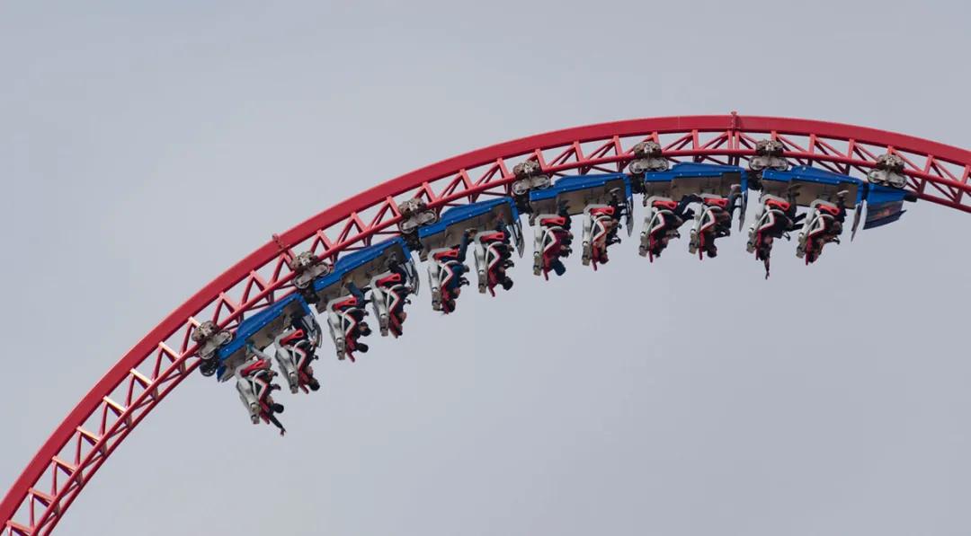 游览方特游乐园的英语,带小孩去游乐园玩滑梯