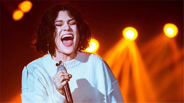 普通人如何提高ktv唱歌水平,怎样在ktv中唱歌最好听