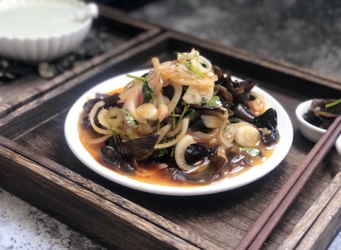 它是天然的减肥菜，每天吃一盘，脂肪悄悄没，身体就会越来越轻松