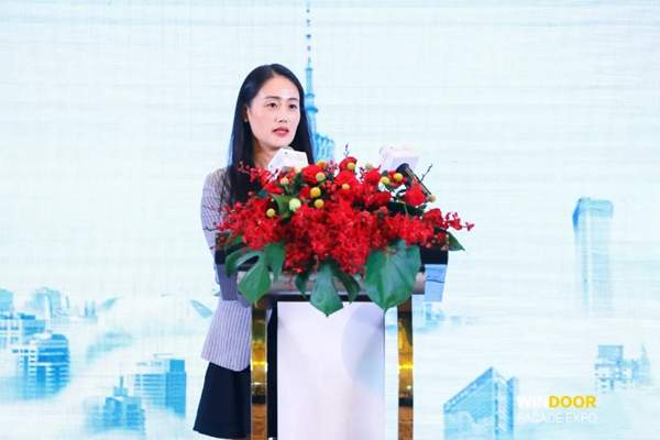 浼熶笟閾濇潗浼佷笟鏂囧寲,浼熶笟閾濇潗璐靛窞杩愯惀涓績