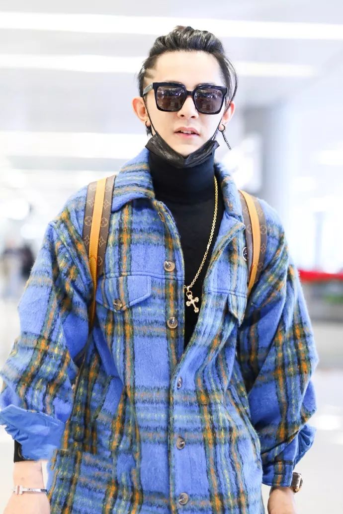 汪东城银色武士头造型,汪东城古早发型